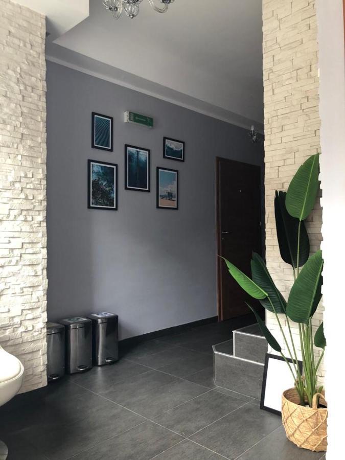 Azzurro Hotel Lukecin Ngoại thất bức ảnh